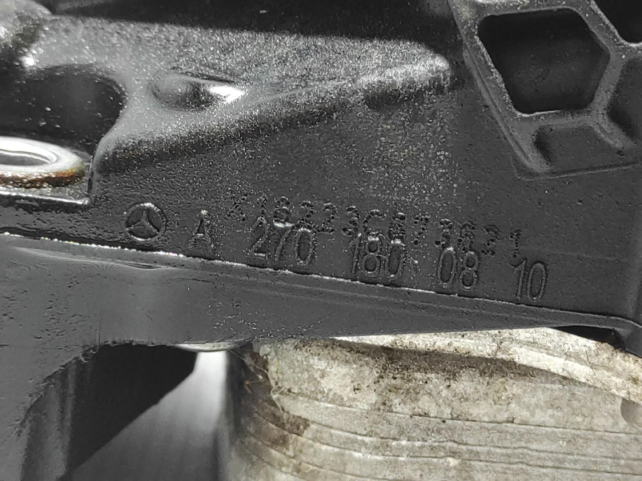 KUCISTE FILTERA ULJA MERCEDES GLA (X156) > 13-16 A27018
