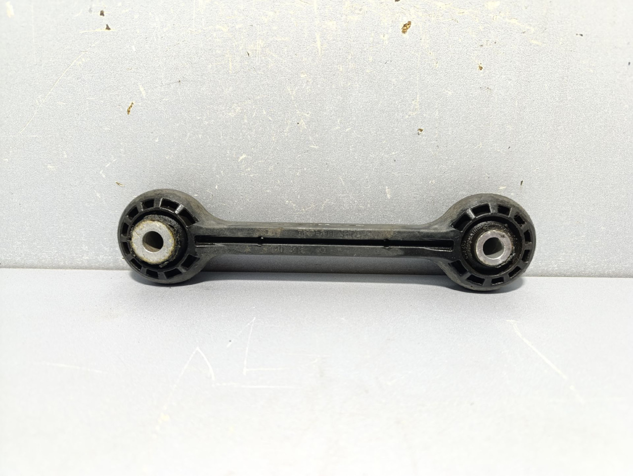 STABILIZATOR AUDI A7 S-LINE > 14-18 8K0411317D