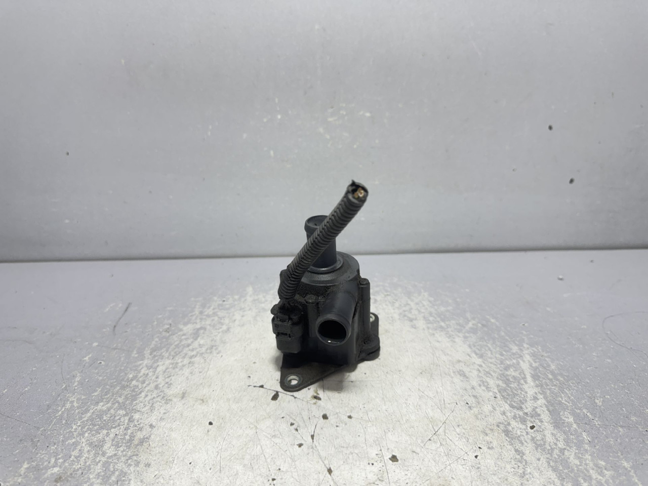POMOCNA PUMPA VODE VOLVO S60/V60 > 14 - 19 518705000