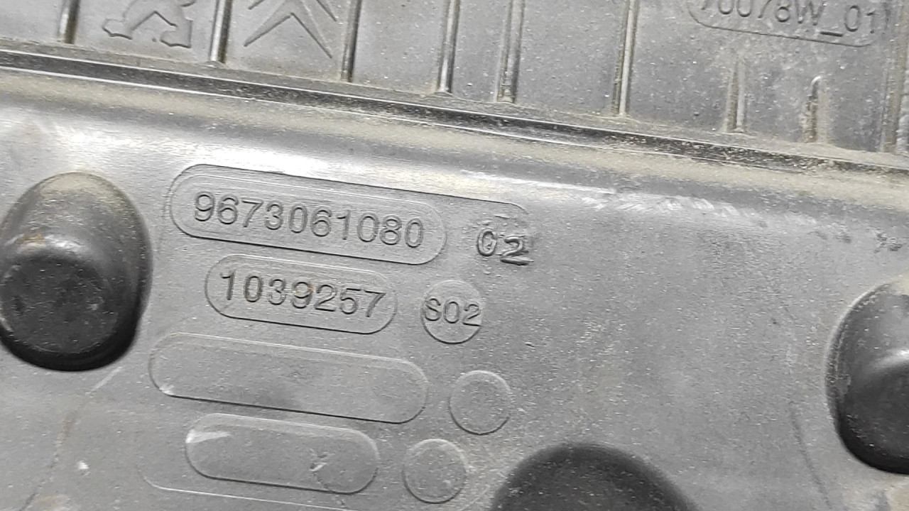 KUCISTE FILTERA ZRAKA PEUGEOT PARTNER > 12-15 967306108