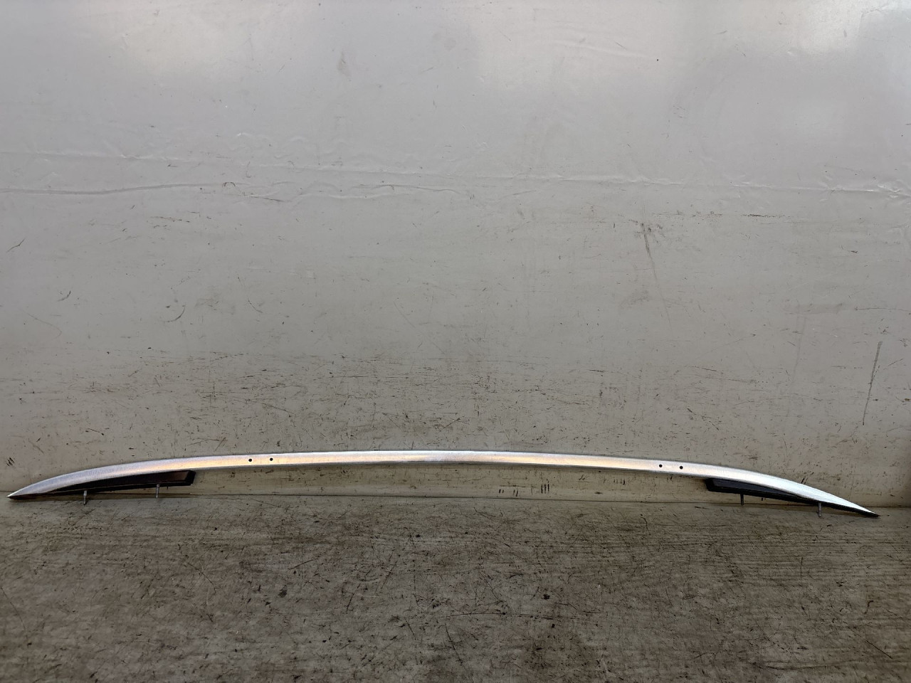 DIJELOVI KROVNI NOSAC VW TIGUAN > 07-11 5N0860025
