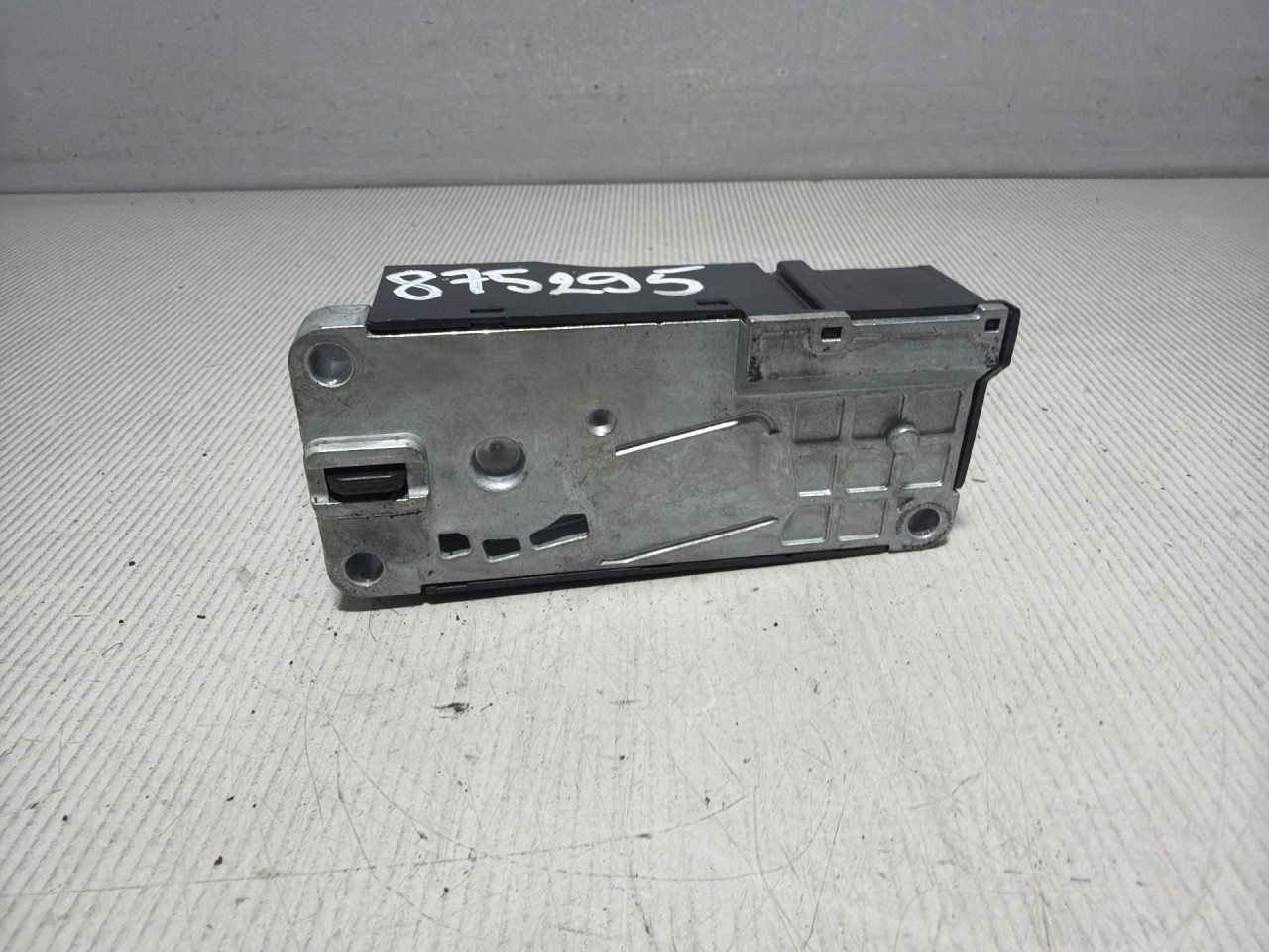 DIJELOVI BRAVA AUDI Q5 (FY) > 17 - 20  2.0 3Q0905861C