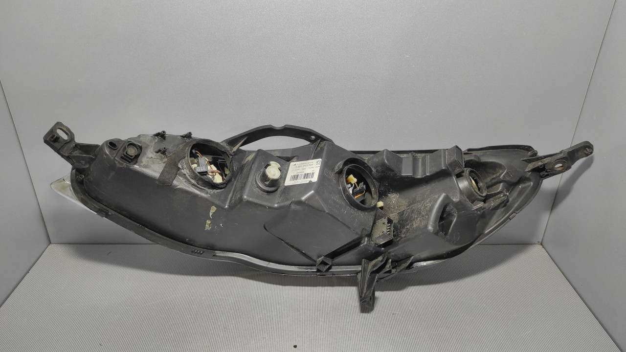 DIJELOVI FAR PEUGEOT 407 > 04-07 0301213204