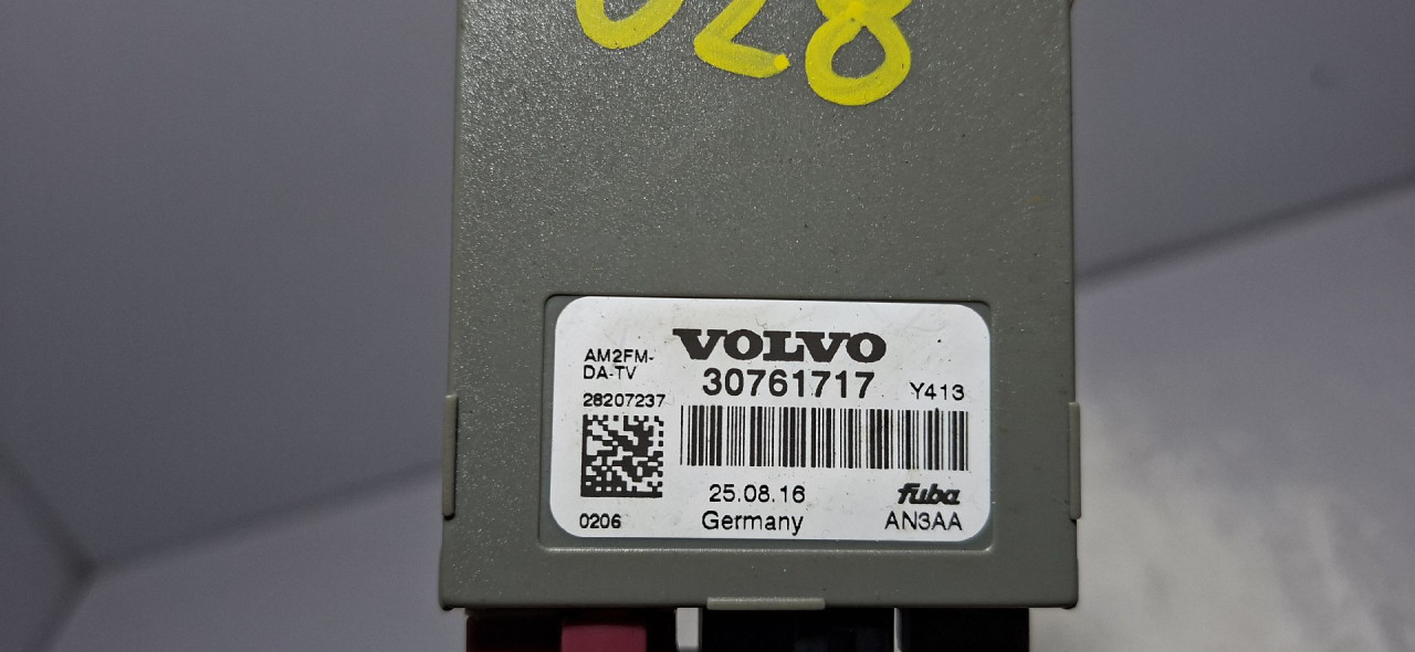 DIJELOVI ANTENA VOLVO XC60 > 13-17 2.0 30761717