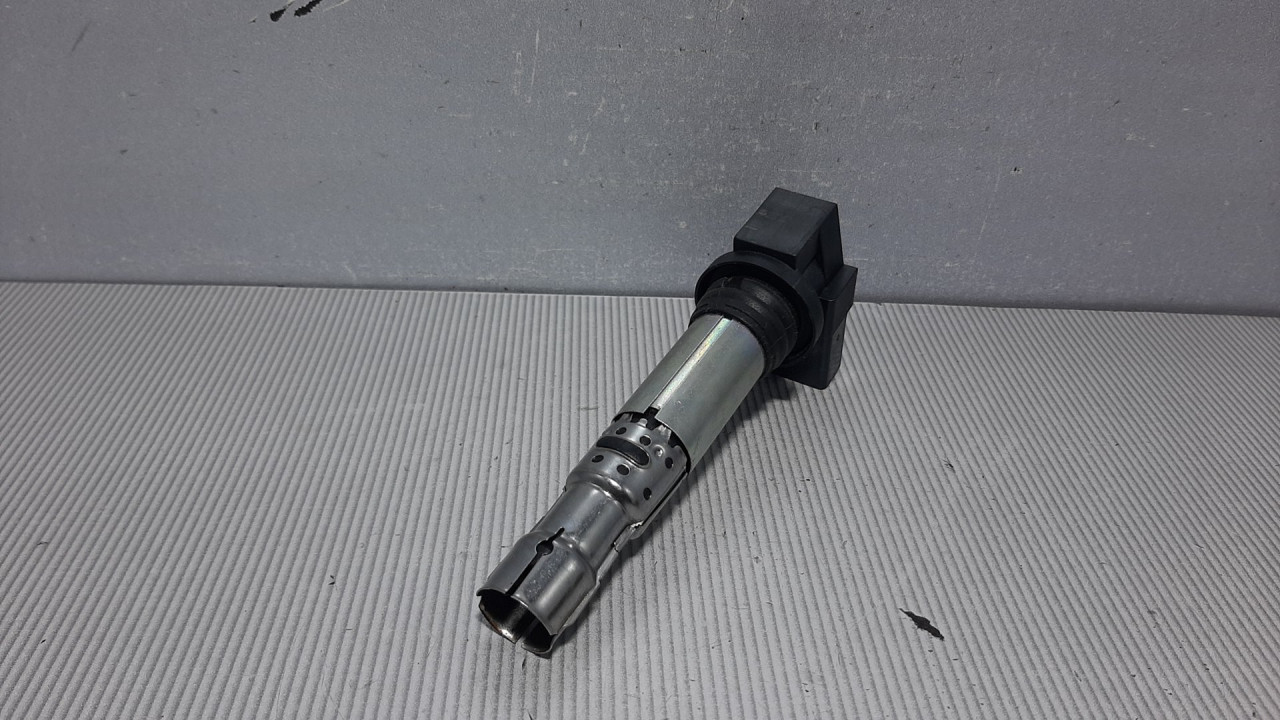 DIJELOVI BOMBINA AUDI A1 > 10-14 036905715A