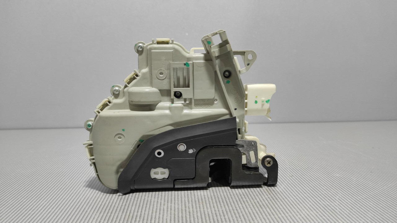 BRAVA VRATA AUDI A4 (B8) > 12-15 8J1837015C