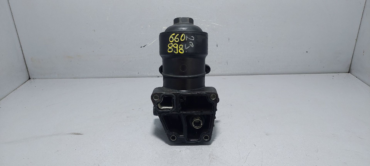 KUCISTE FILTERA ULJA VW PASSAT B6 > 05-10 03L115389C