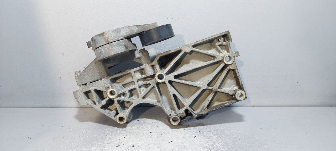 NOSAC ALTERNATORA VW PASSAT B6 > 05-10 038903143AF