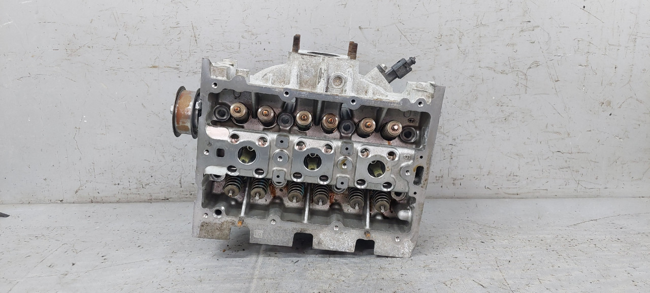 DIJELOVI GLAVA MOTORA VW UP > 12-16 04C103404F