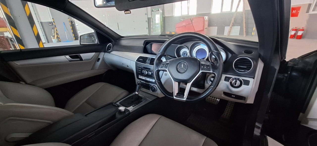 DIJELOVI MERCEDES C KLASA C250 (W204) 2.2 2012. MJENJAC MOTOR 651
