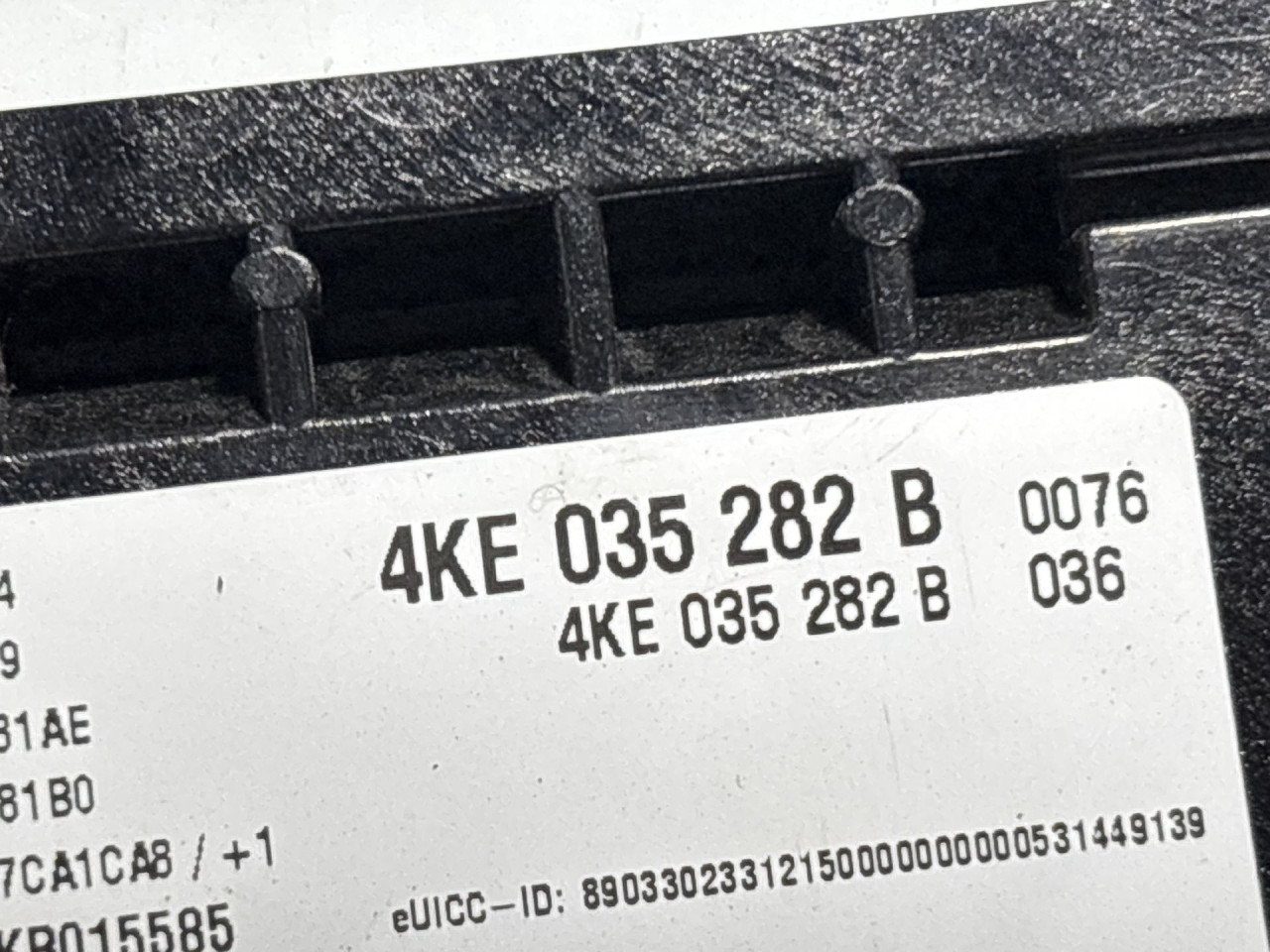DIJELOVI ELEKTRONIKA MODUL AUDI A4 (B9) > 19- 4KE035282B