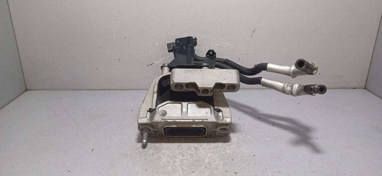 DIJELOVI NOSAC MOTORA AUDI Q3 > 11-15 5N0199262F