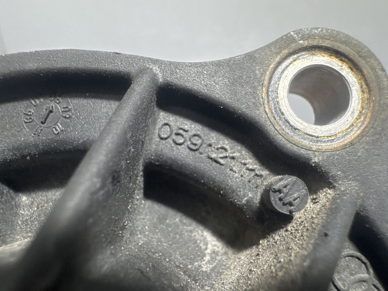 DIJELOVI TERMOSTAT VW TOUAREG > 07-10 3.0 059121111AA