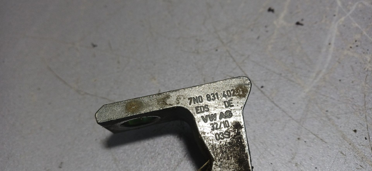 DIJELOVI BAGLAMA VW SHARAN > 10- 7N0831402