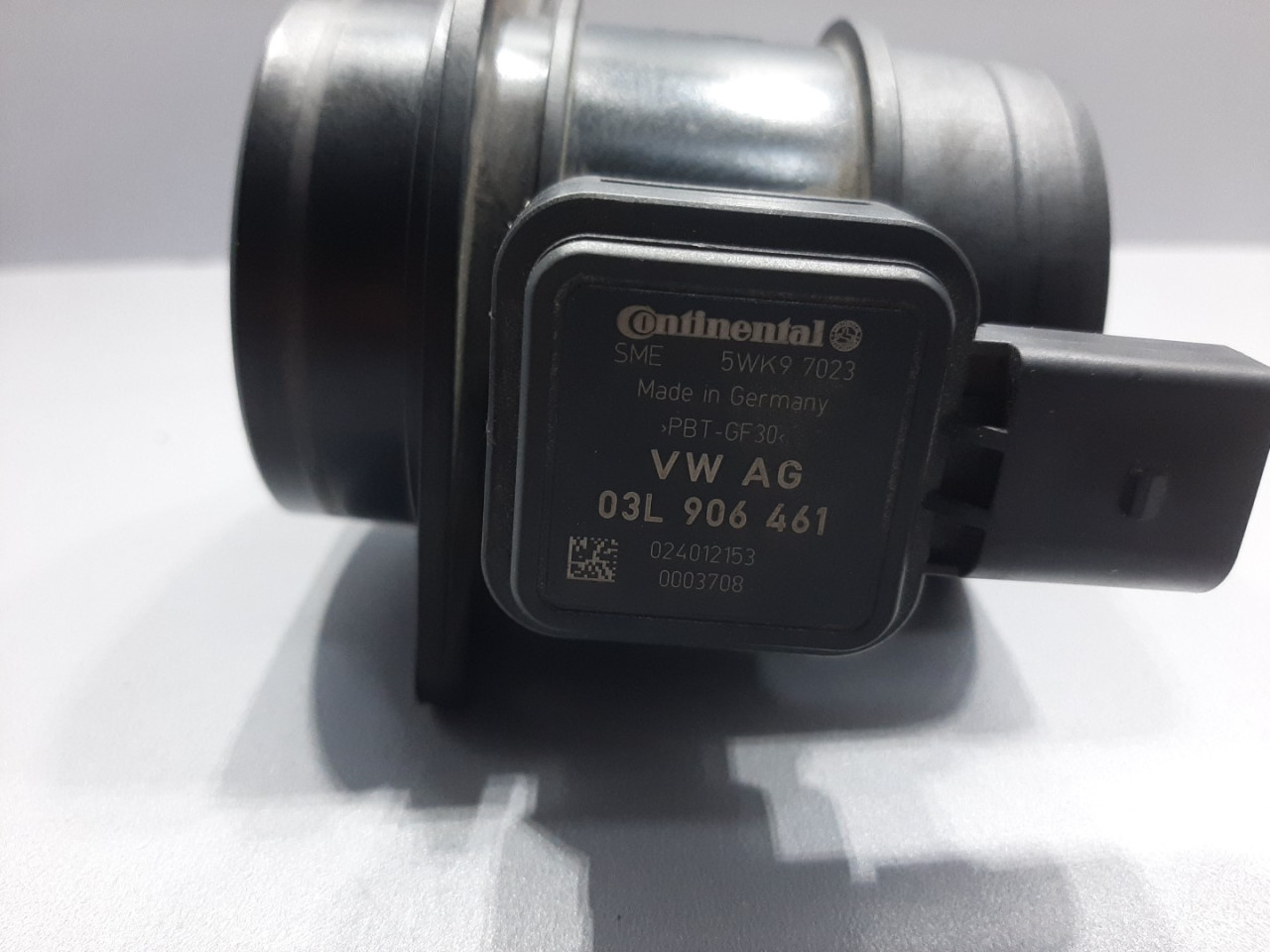 DIJELOVI PROTOK ZRAKA VW POLO > 09-14 03L906461