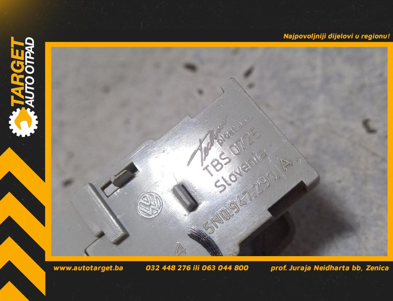 DIJELOVI RASVJETA U KABINI VW TIGUAN > 11-15 2.0 5N0947291A