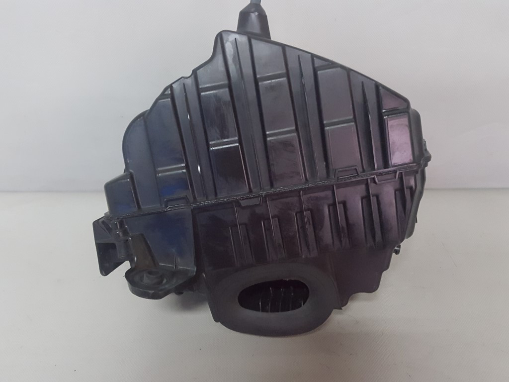 KUCISTE FILTERA ZRAKA RENAULT MEGANE > 08-12 8200947663