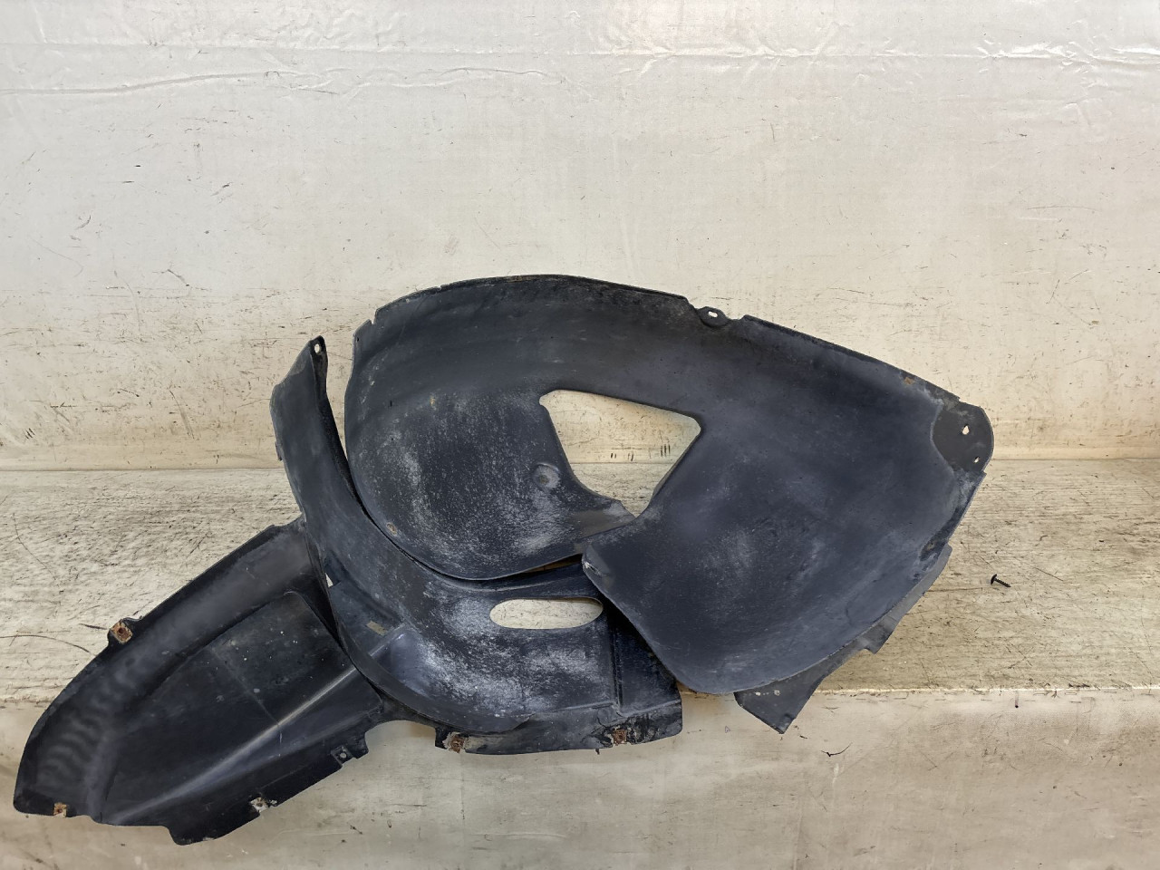 UNUTRASNJI BLATOBRAN VW PASSAT B6 > 05-10 3C0805977
