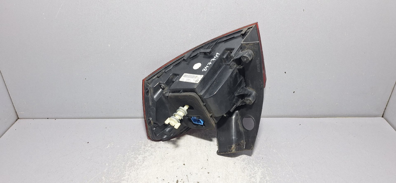 DIJELOVI STOP SVJETLO VW PASSAT B8 > 14-19 3G9945207