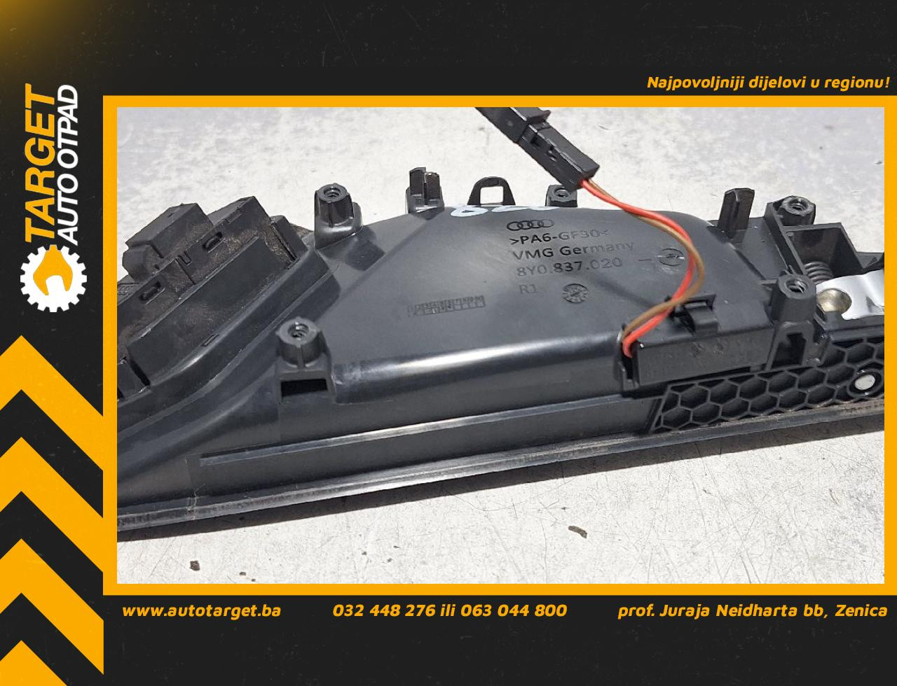 UNUTRASNJA RUCKA VRATA AUDI A3 (8Y) > 20 -  8Y0837020