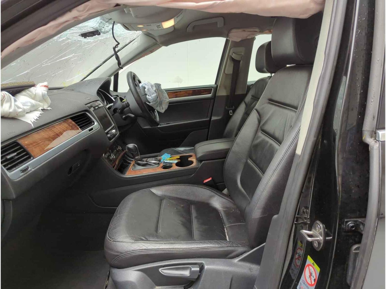VW TOUAREG 3.0 4x4 2010 MJENJAC MOTOR CASA DIJELOVI