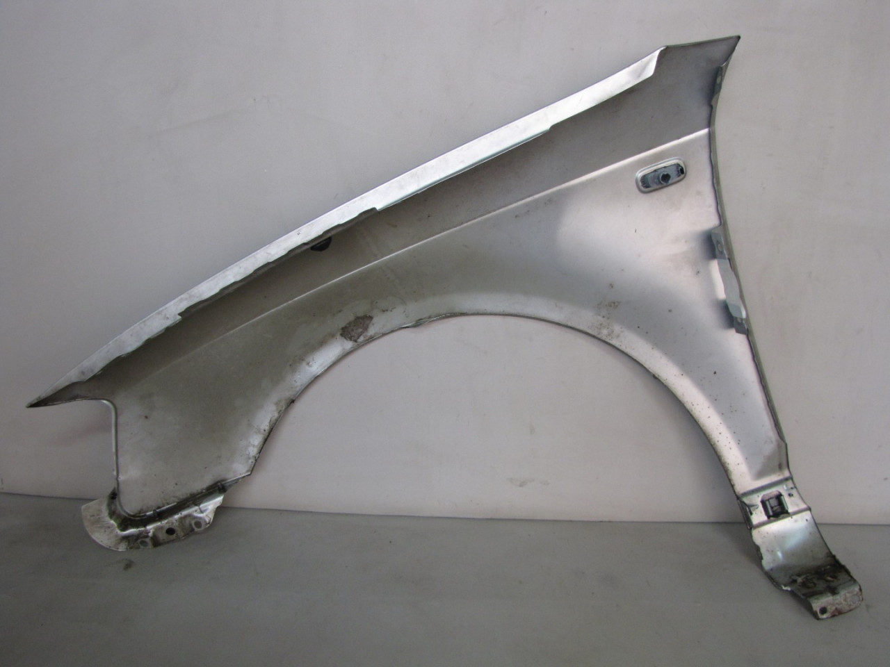 DIJELOVI BLATOBRAN AUDI A3 > 96-03 AD016012