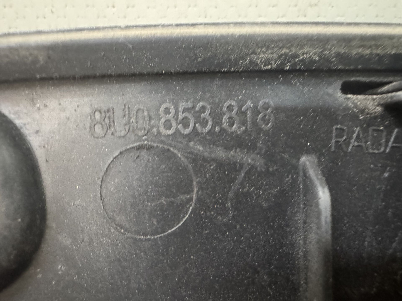 DIJELOVI RUB BLATOBRANA AUDI Q3 > 11-15 8U0853818