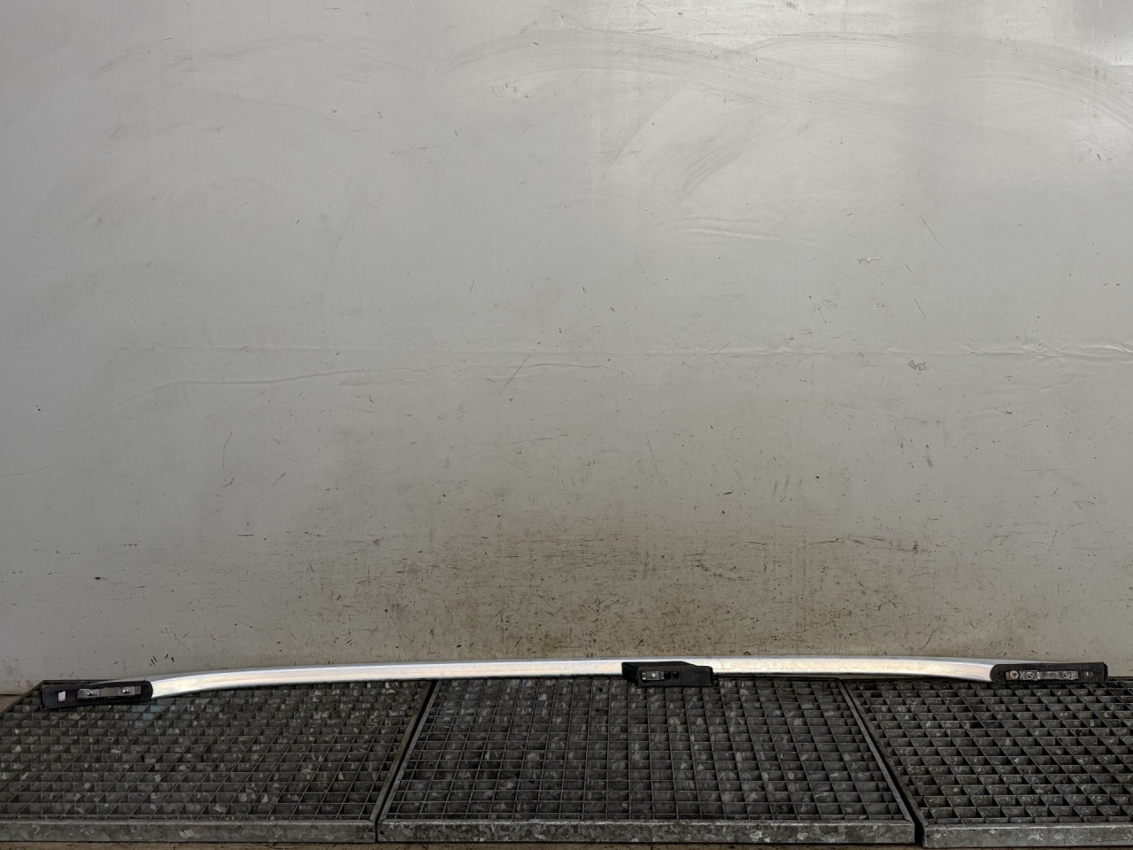 DIJELOVI KROVNI NOSAC MERCEDES ML (W164) > 08-11 3.0