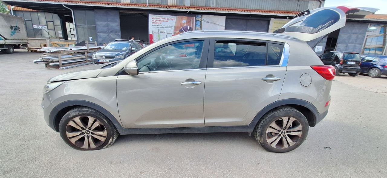 DIJELOVI KIA SPORTAGE 2011 1.7 DIZEL MJENJAC MOTOR D4FD 2WD