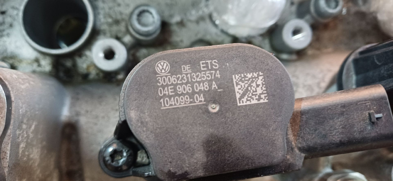 ELEKTRO MAGNETNI VENTIL AUDI A3 (8Y) > 20 -  04E906048A