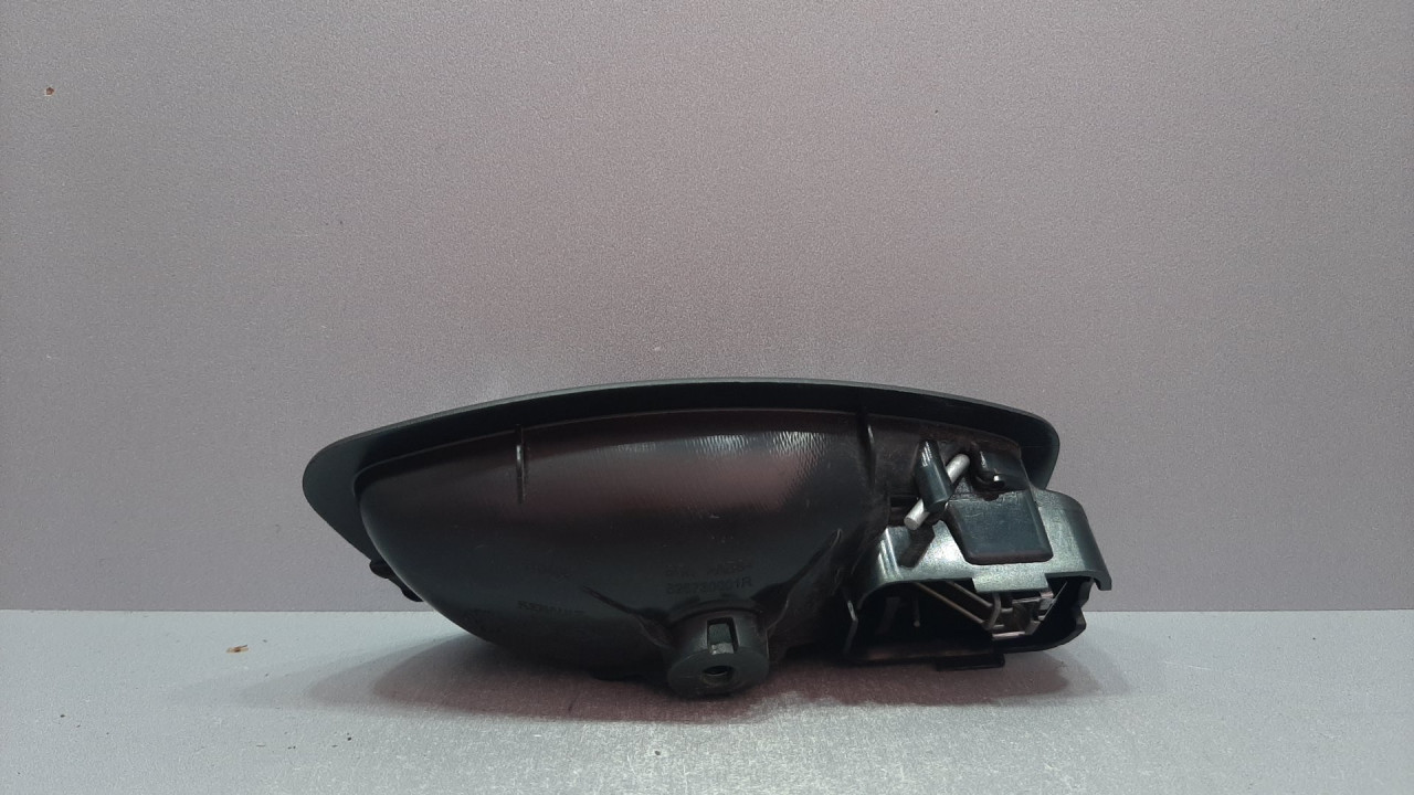 UNUTRASNJA RUCKA VRATA RENAULT MEGANE > 02-05 826730001