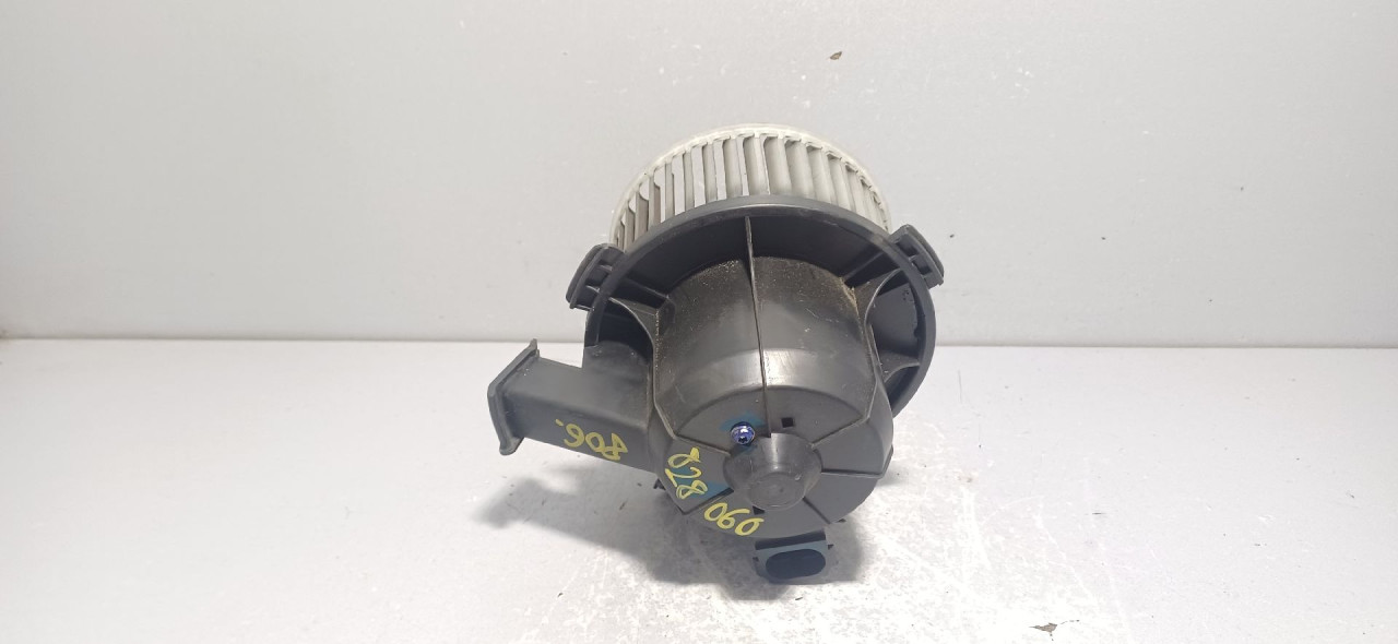 DIJELOVI VENTILATOR KABINE DACIA DUSTER > 10-13