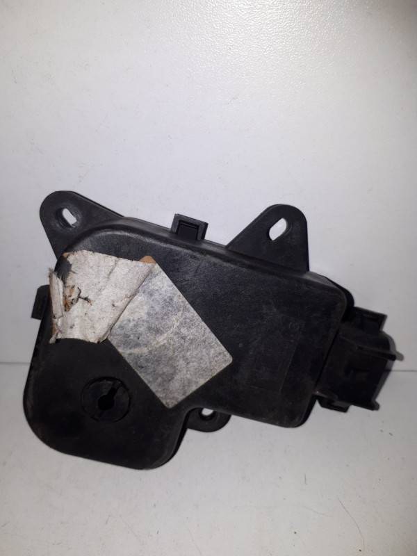 DIJELOVI MOTORIC VENTILATORA RENAULT LAGUNA > 01-05 52485222