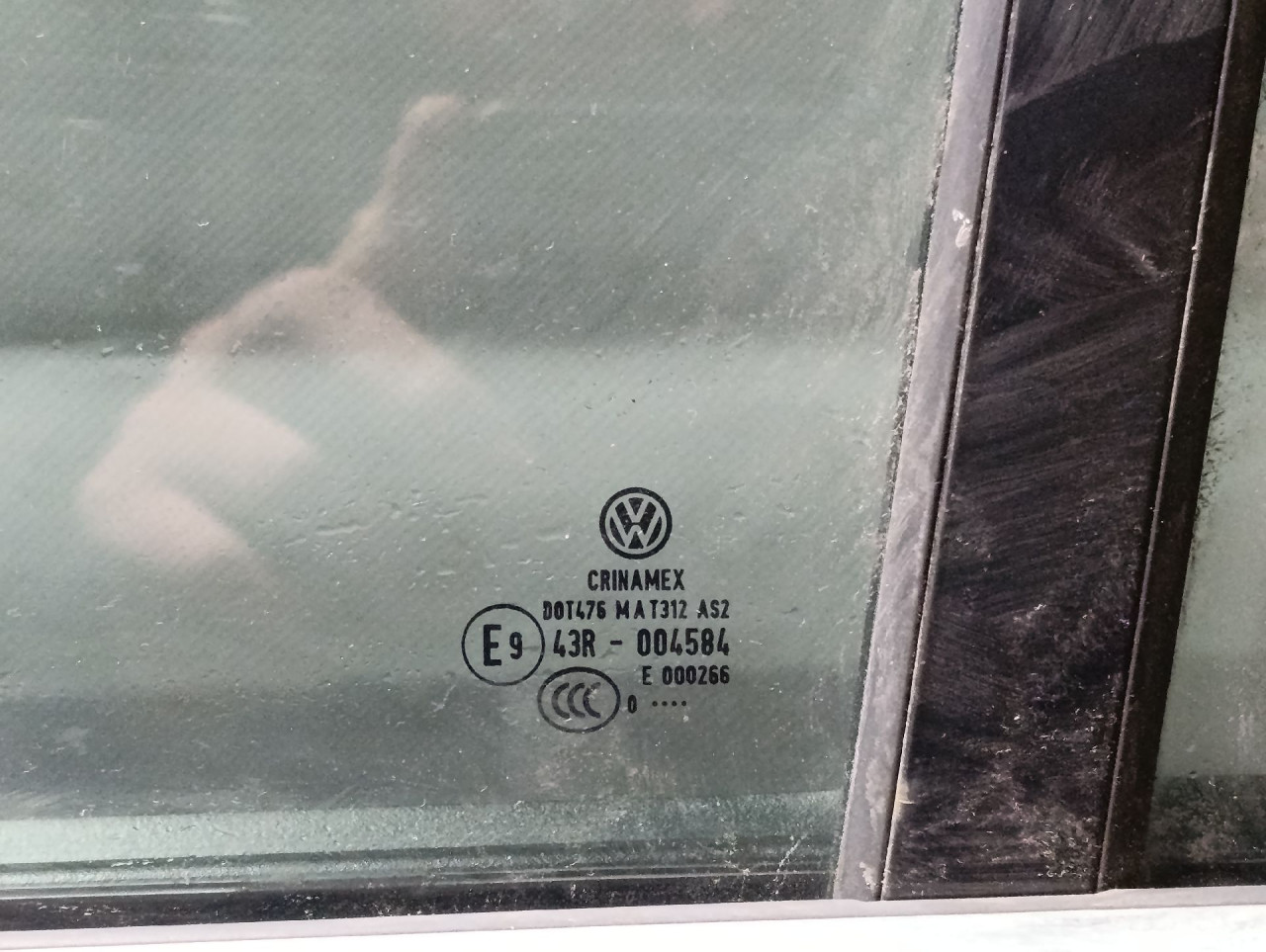 DIJELOVI STAKLO VW GOLF 6 SW > 09-13