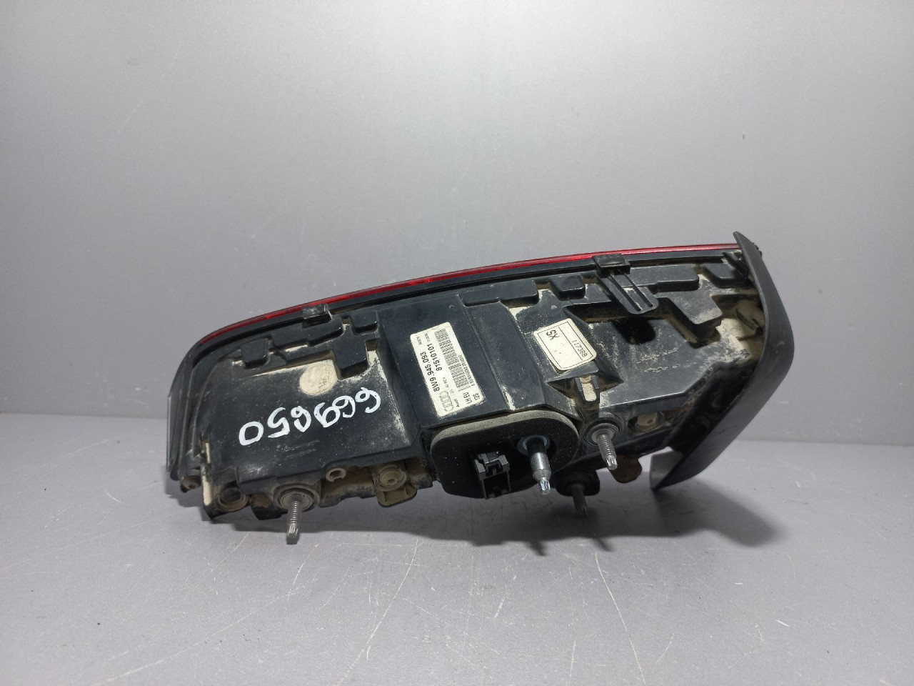 STOP SVJETLO AUDI A4 (B9) > 15-18 8W9945093