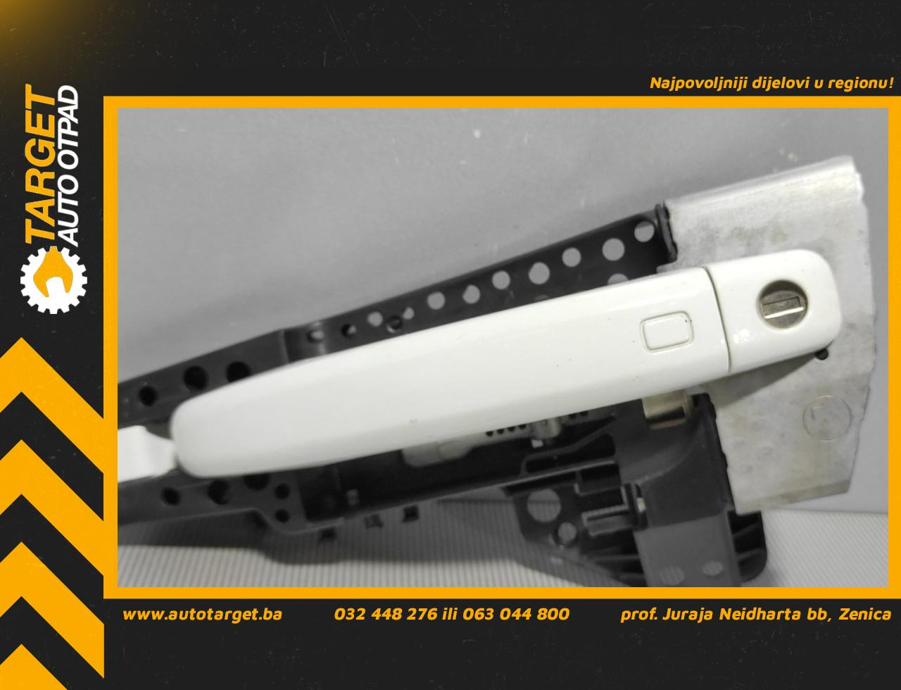 DIJELOVI RUCKA VRATA AUDI Q5 > 12-16 8T1837885B
