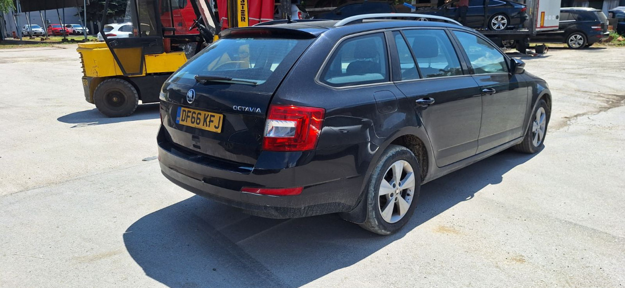 DIJELOVI ŠKODA OCTAVIA 1.6 TDI DIZEL 2016 MJENJAC MOTOR CXXB
