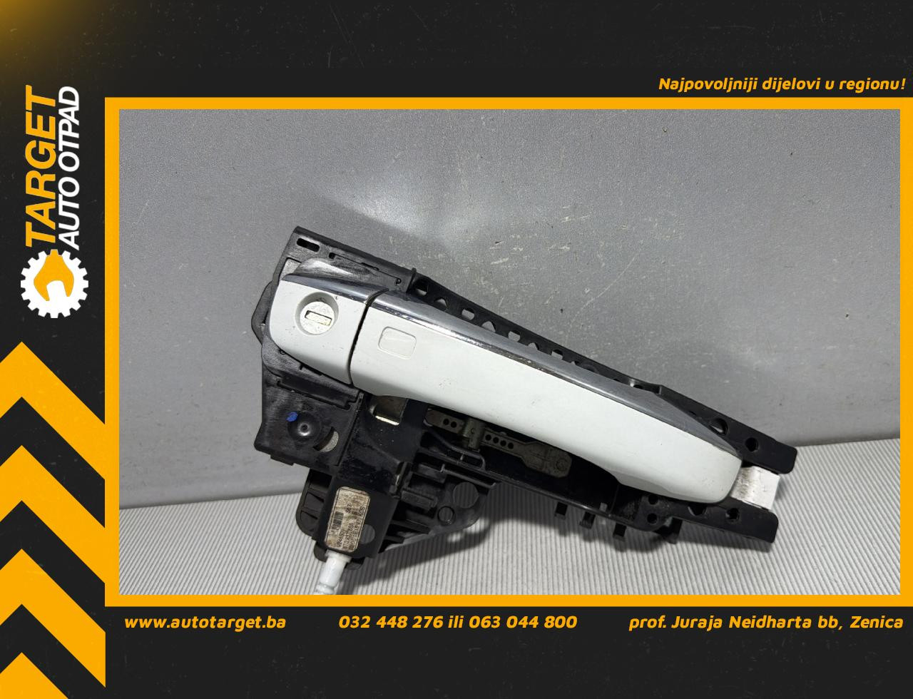 DIJELOVI RUCKA VRATA AUDI Q5 > 12-16 2.0 8T02837886