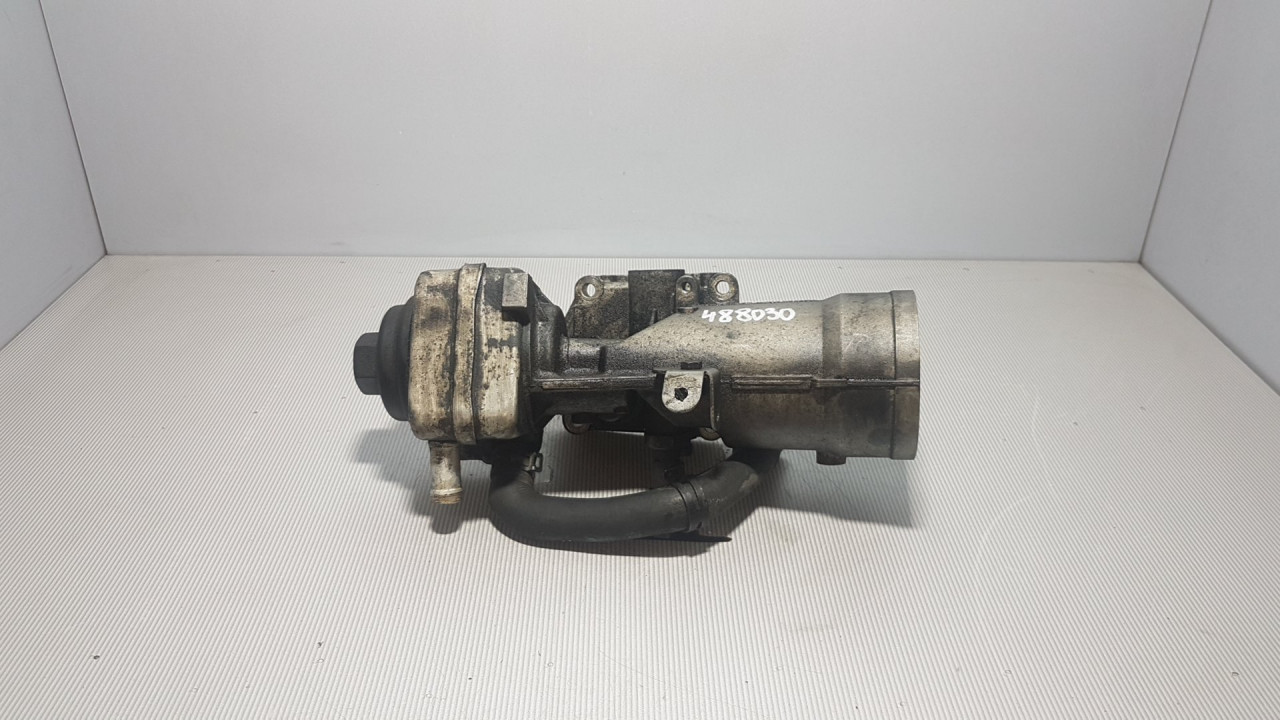 KUCISTE FILTERA ULJA VW GOLF 6 > 08-12 045115389J