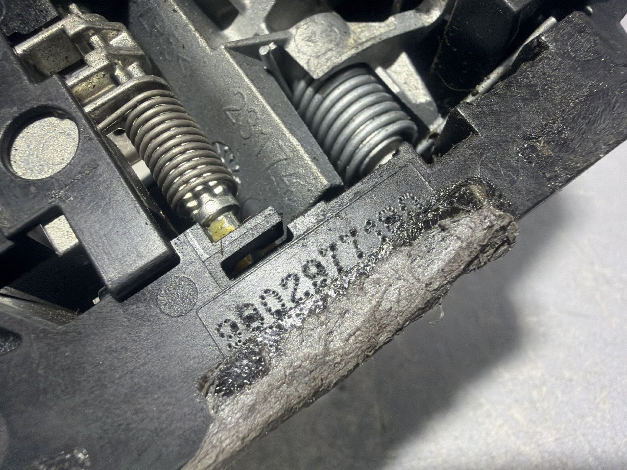 DIJELOVI RUCKA VRATA CITROEN C5 AIRCROSS > 20- 9802977180