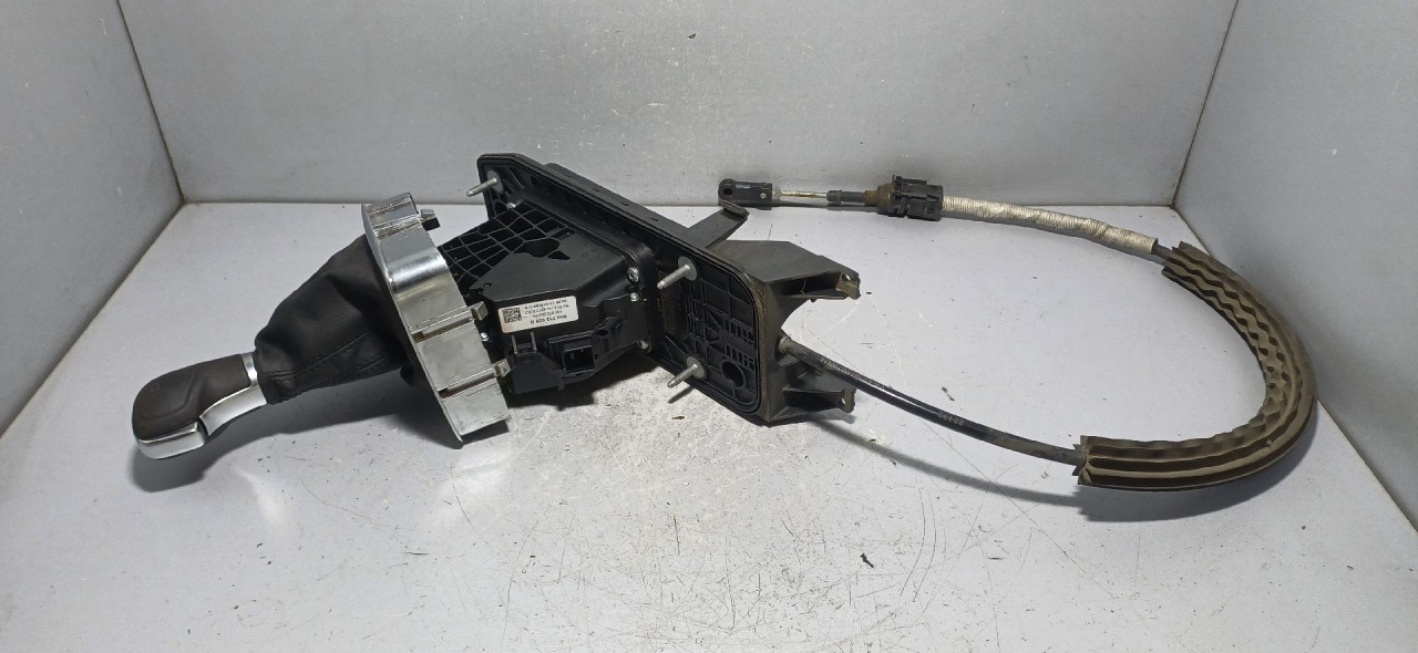 DIJELOVI SALTEBLA VW TIGUAN > 11-15