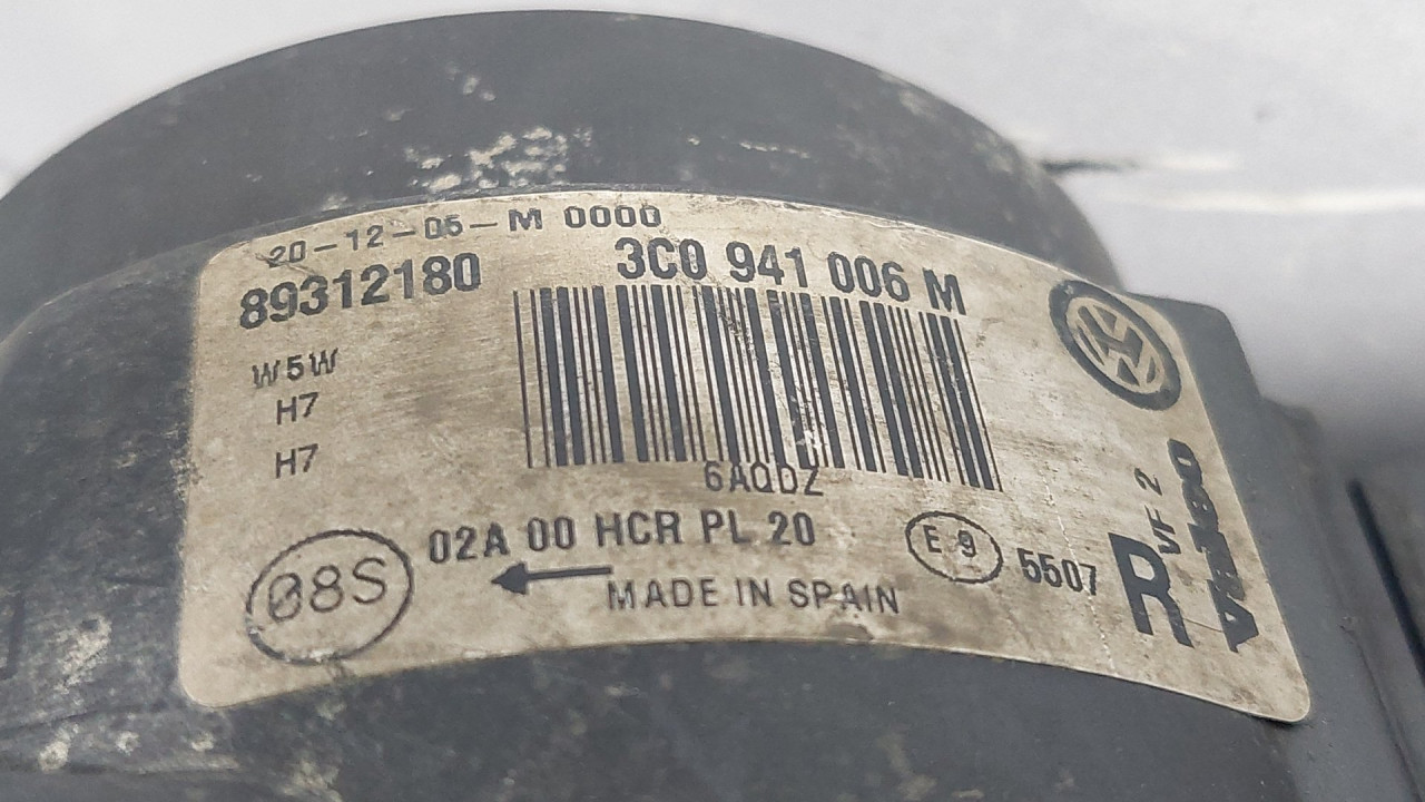 DIJELOVI FAR VW PASSAT B6 > 05-10 3C0941006M