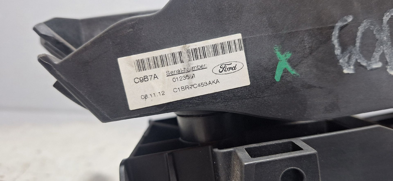 DIJELOVI SALTEBLA FORD FIESTA > 13-17 C9B7A