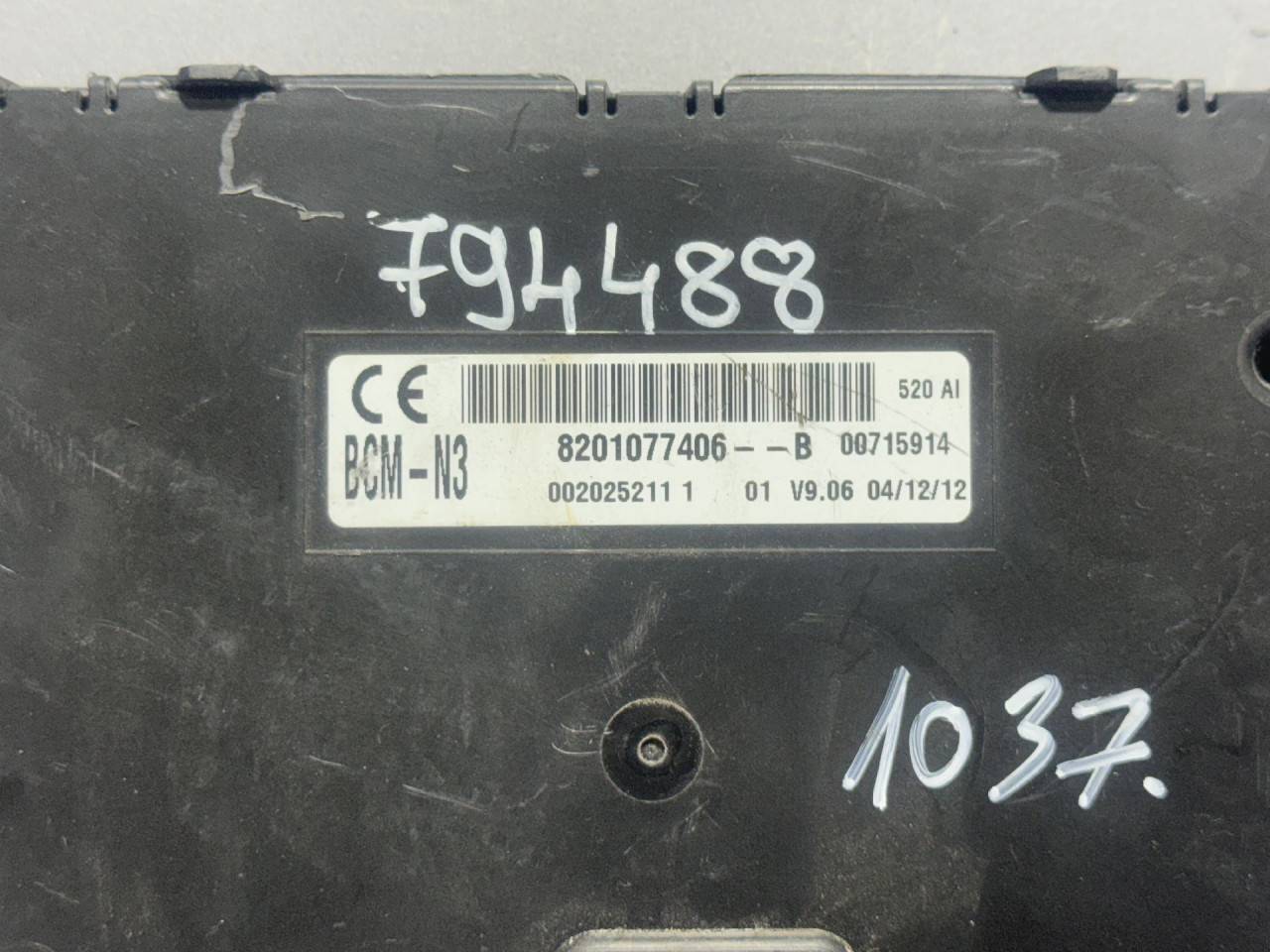 DIJELOVI ELEKTRONIKA MODUL RENAULT KANGOO > 13-20 8201077406