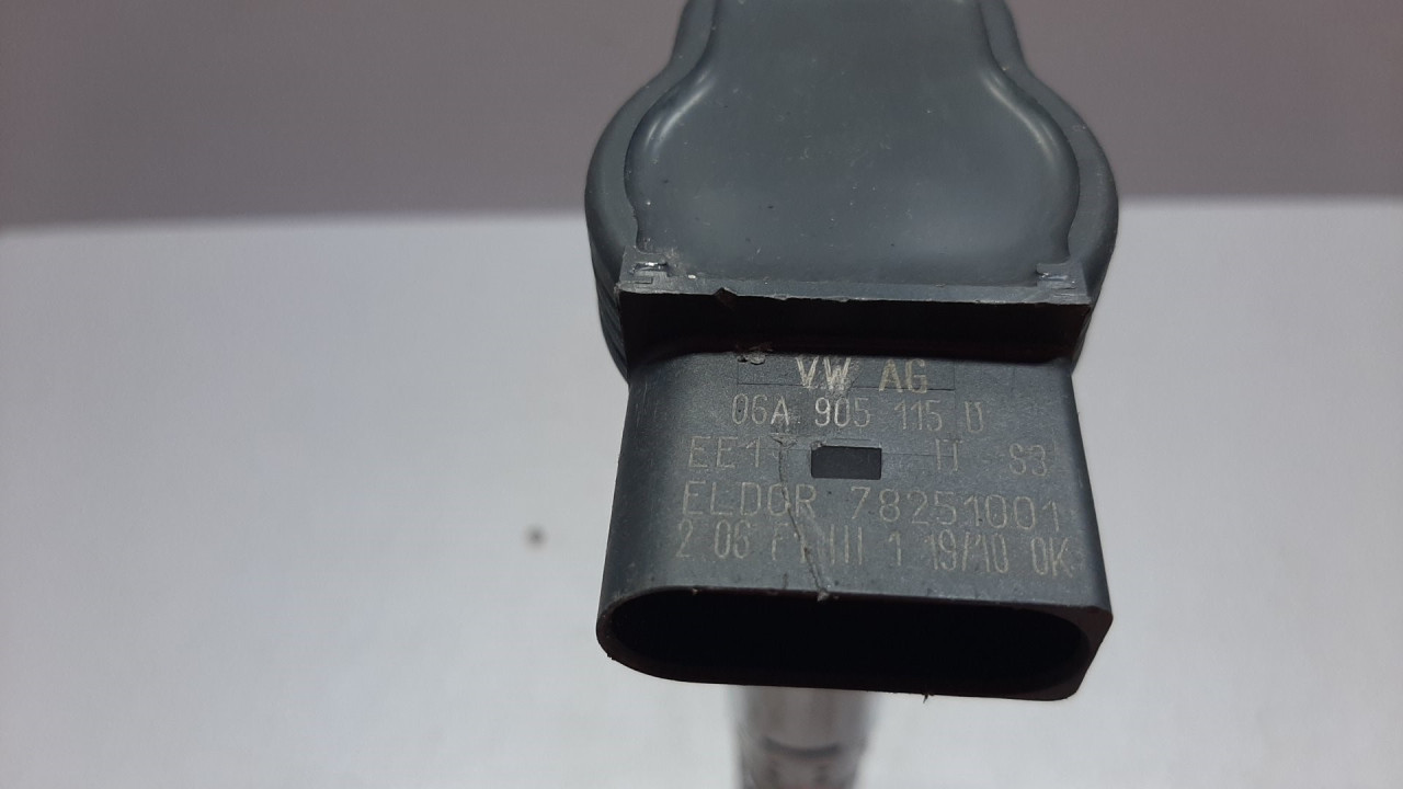 DIJELOVI BOMBINA AUDI A4 (B6) > 00-04 06A905115D