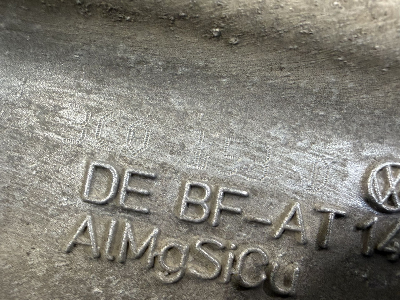 DIJELOVI LAFETA AUDI Q3 > 11-15 2.0 3C0153D