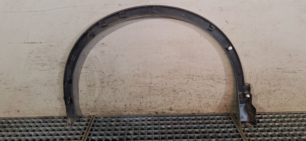 DIJELOVI RUB BLATOBRANA VW TIGUAN > 16-20 5NA854732E