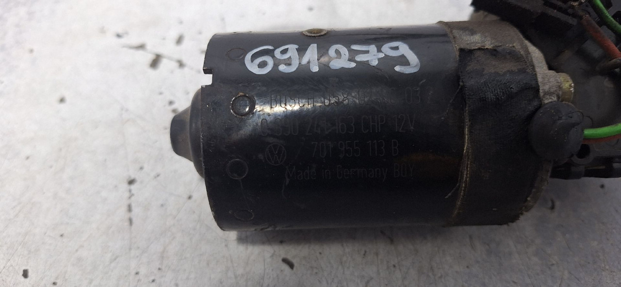 DIJELOVI MOTORIC PREDNJEG BRISACA VW T4 > 96-03 701955113B