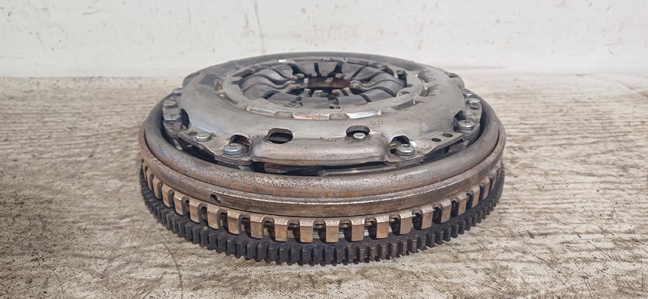 DIJELOVI KORPA NISSAN JUKE > 14-19 30210757R