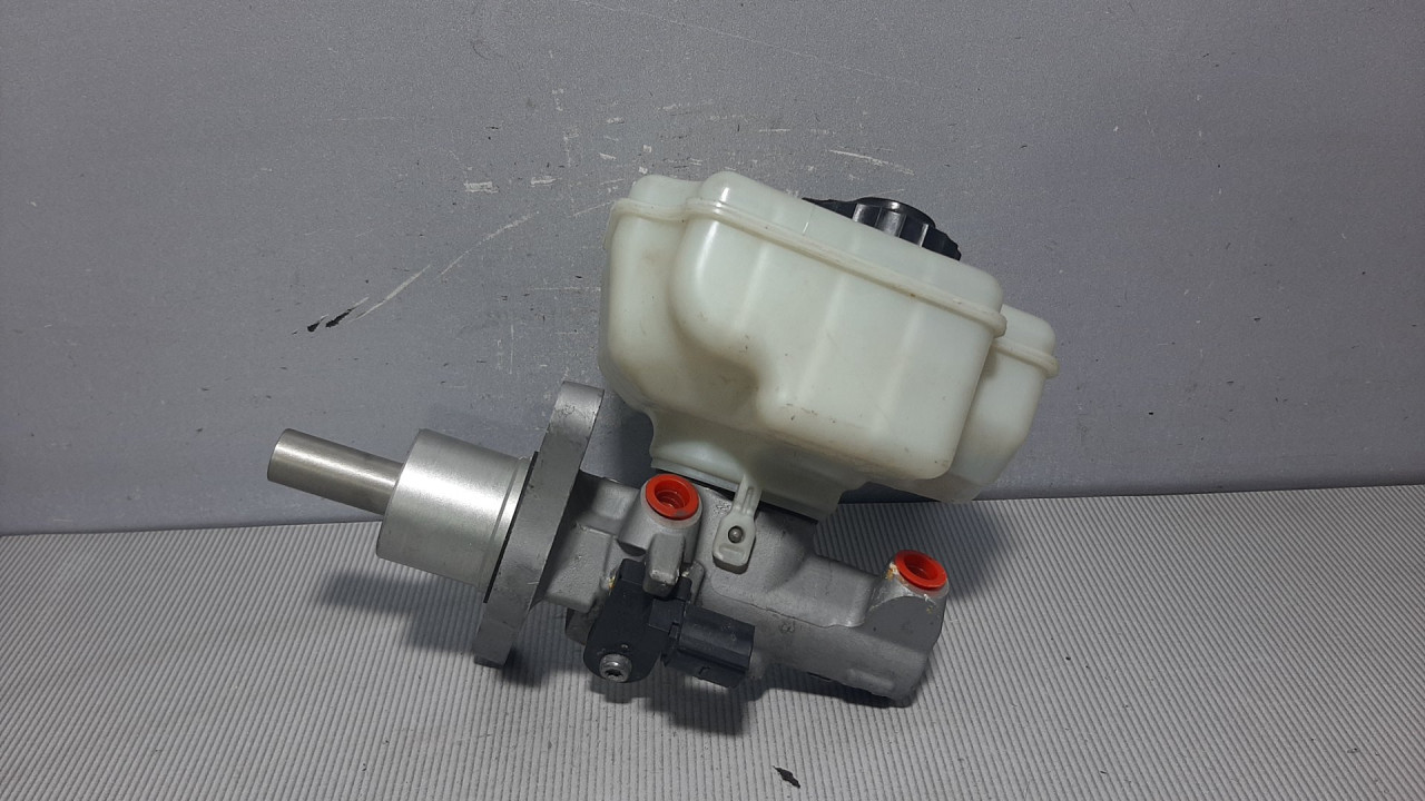 GLAVNI KOCIONI CILINDAR VW GOLF 5 > 03-08 1K1611301C